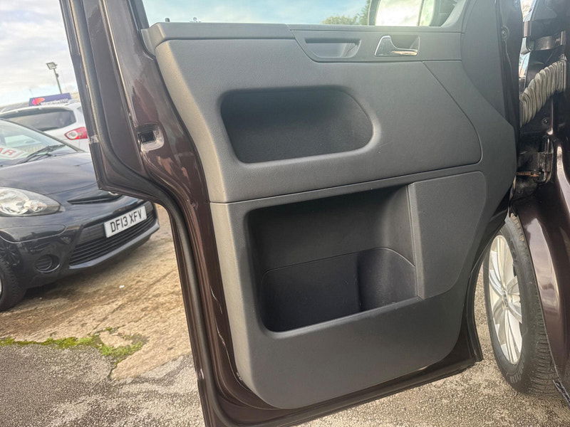 Volkswagen Caravelle 2.0 BiTDI BlueMotion Tech Executive MPV 5dr Diesel Manual Euro 5 (s/s) (180 ps) 5dr Manual 2025