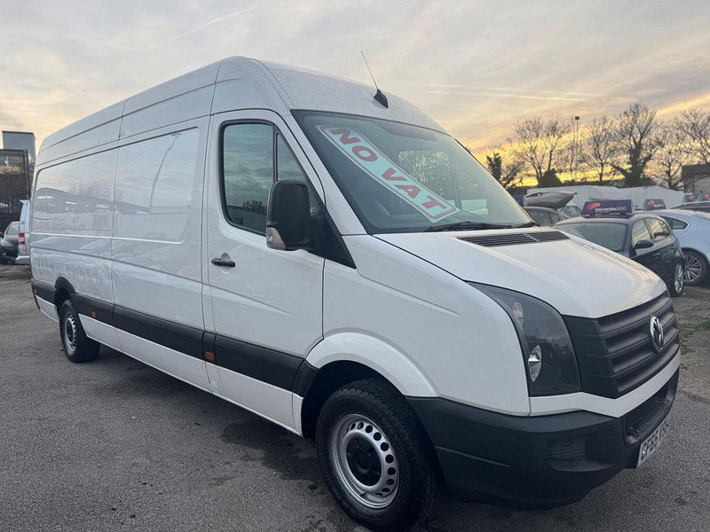 Volkswagen Crafter 2.0 TDI CR35 Panel Van 4dr Diesel Manual L3 H3 (216 g/km, 161 bhp) 4dr Manual 2025