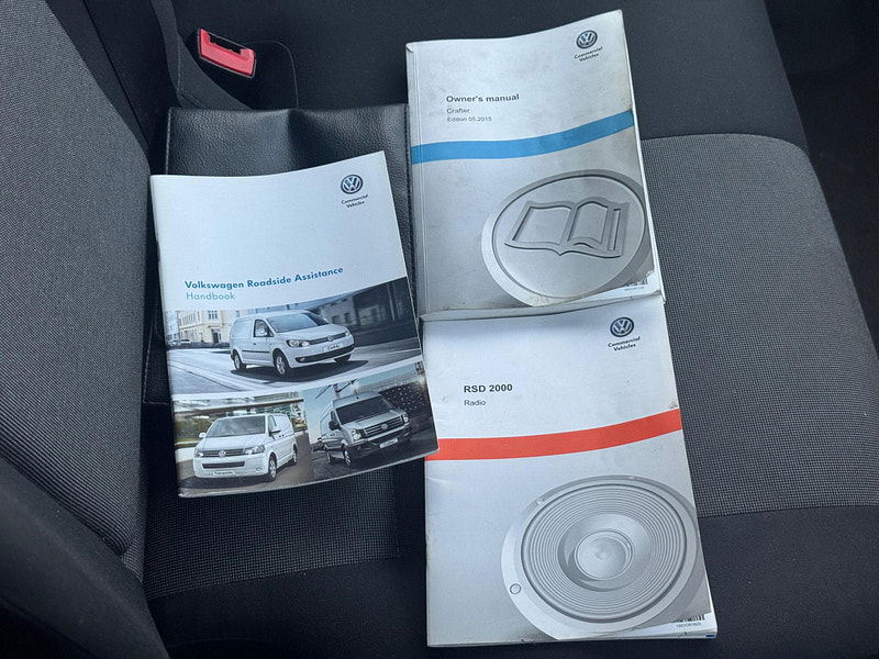 Volkswagen Crafter 2.0 TDI CR35 Panel Van 4dr Diesel Manual L3 H3 (216 g/km, 161 bhp) 4dr Manual 2025