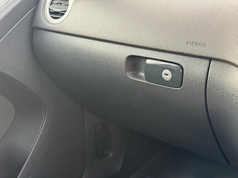 Volkswagen Tiguan 2.0 TDI S SUV 5dr Diesel Manual 2WD Euro 5 (140 ps) 5dr Manual 2026