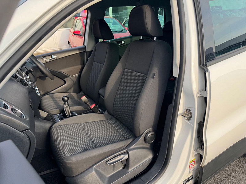 Volkswagen Tiguan 2.0 TDI S SUV 5dr Diesel Manual 2WD Euro 5 (140 ps) 5dr Manual 2026