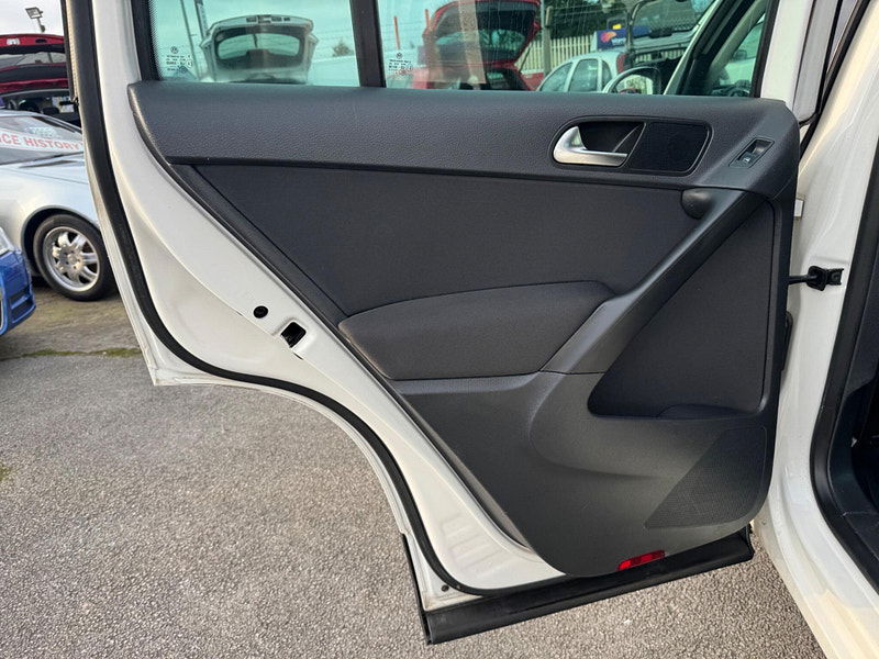 Volkswagen Tiguan 2.0 TDI S SUV 5dr Diesel Manual 2WD Euro 5 (140 ps) 5dr Manual 2026