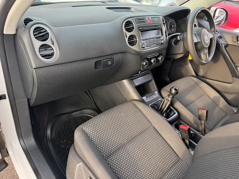 Volkswagen Tiguan 2.0 TDI S SUV 5dr Diesel Manual 2WD Euro 5 (140 ps) 5dr Manual 2026