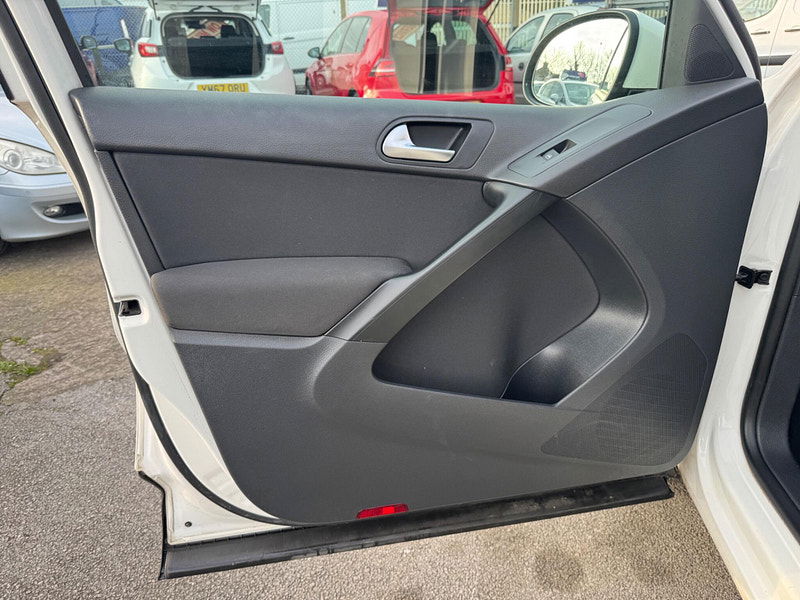 Volkswagen Tiguan 2.0 TDI S SUV 5dr Diesel Manual 2WD Euro 5 (140 ps) 5dr Manual 2026