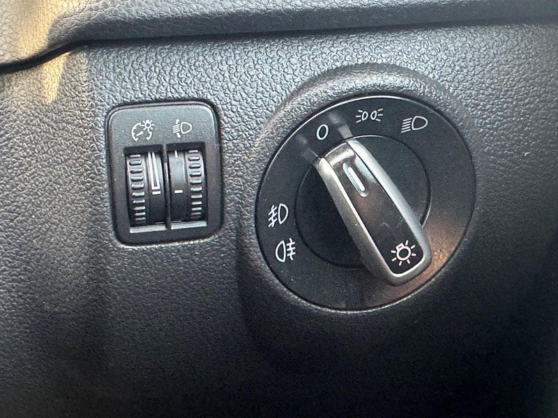 Volkswagen Tiguan 2.0 TDI S SUV 5dr Diesel Manual 2WD Euro 5 (140 ps) 5dr Manual 2026