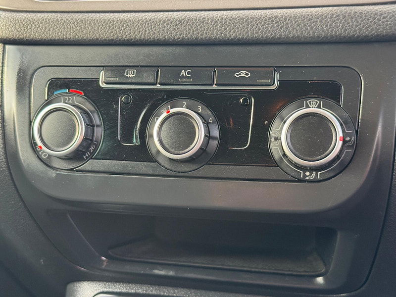 Volkswagen Tiguan 2.0 TDI S SUV 5dr Diesel Manual 2WD Euro 5 (140 ps) 5dr Manual 2026