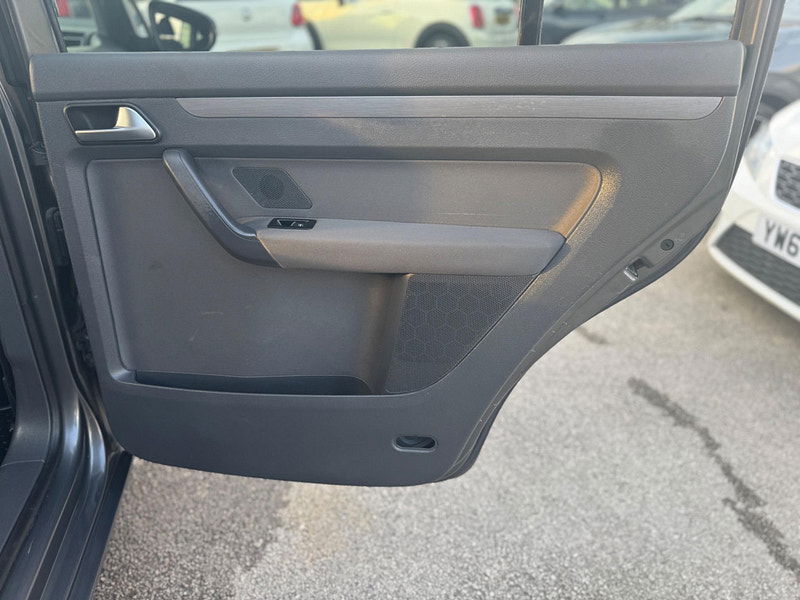 Volkswagen Touran 1.6 TDI SE Euro 5 5dr 5dr Manual 2025