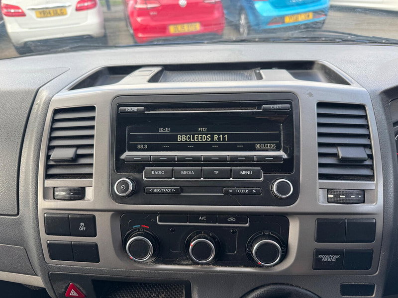 Volkswagen Transporter 2.0 TDI T28 Highline Panel Van 4dr Diesel Manual L1 H1 (203 g/km, 138.08 bhp) 4dr Manual 2026