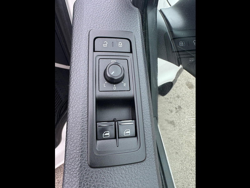 Volkswagen Transporter 2.0 TDI T30 BlueMotion Tech Startline FWD LWB Euro 6 (s/s) 5dr 5dr Manual 2026