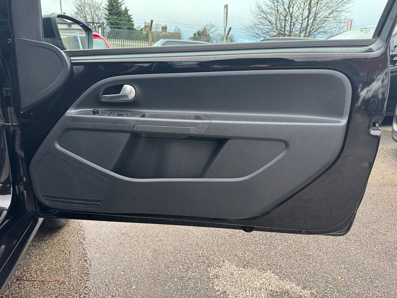 Volkswagen up! 1.0 High up! Euro 5 3dr 3dr Manual 2025
