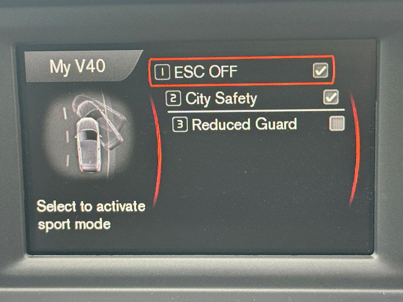 Volvo V40 2.0 T2 R-Design Euro 6 (s/s) 5dr 5dr Manual 2025