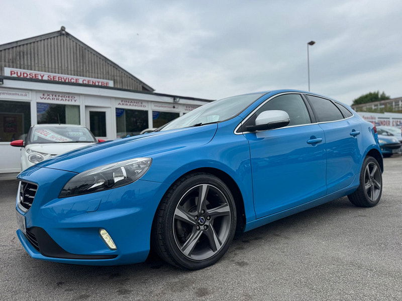 Volvo V40 2.0 T2 R-Design Euro 6 (s/s) 5dr 5dr Manual 2025