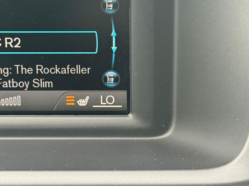 Volvo V40 2.0 T2 R-Design Euro 6 (s/s) 5dr 5dr Manual 2025