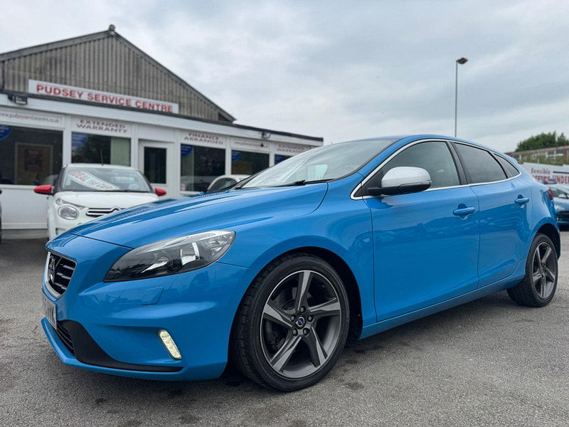 Volvo V40 2.0 T2 R-Design Euro 6 (s/s) 5dr 5dr Manual 2025