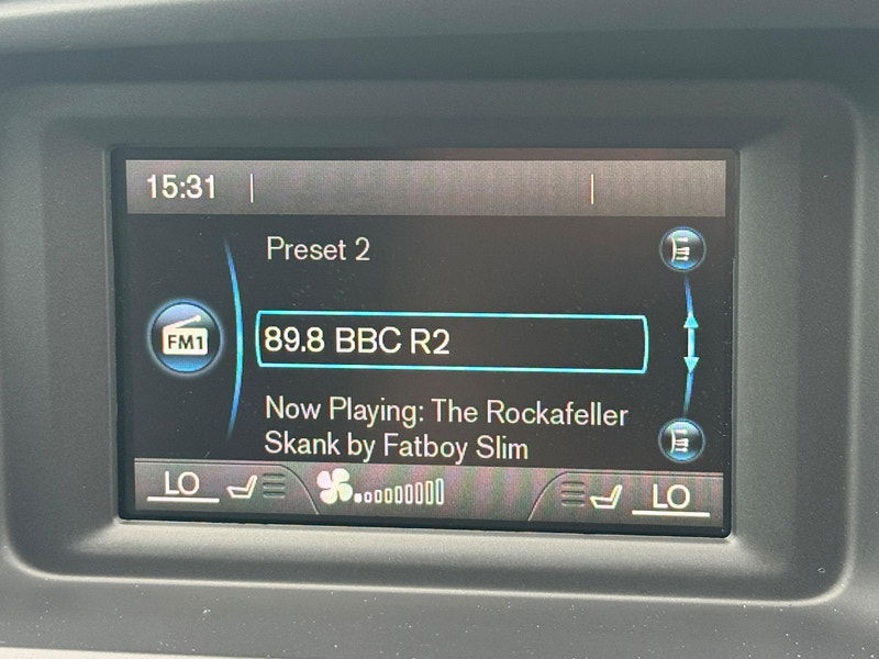 Volvo V40 2.0 T2 R-Design Euro 6 (s/s) 5dr 5dr Manual 2025