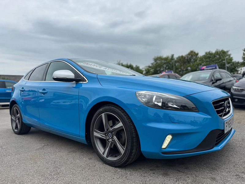 Volvo V40 2.0 T2 R-Design Euro 6 (s/s) 5dr 5dr Manual 2025