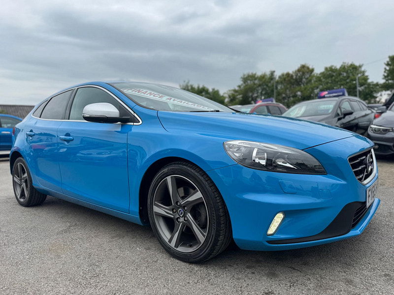 Volvo V40 2.0 T2 R-Design Euro 6 (s/s) 5dr 5dr Manual 2025