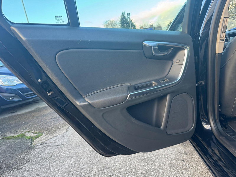 Volvo V60 2.0 D3 R-Design Euro 5 (s/s) 5dr 5dr Manual 2026