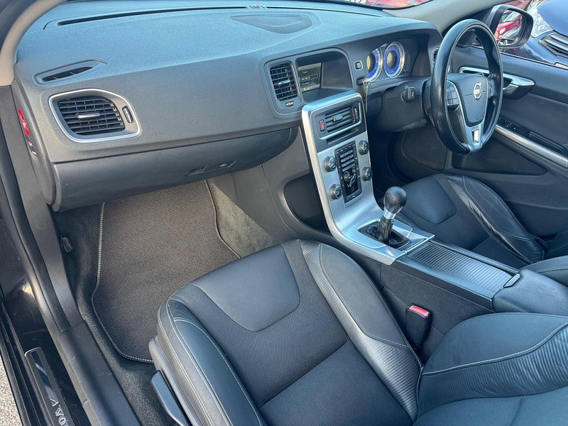 Volvo V60 2.0 D3 R-Design Euro 5 (s/s) 5dr 5dr Manual 2026