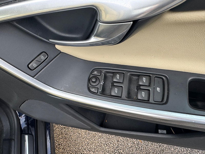 Volvo XC60 2.0 D4 SE Nav Euro 6 (s/s) 5dr 5dr Manual 2026