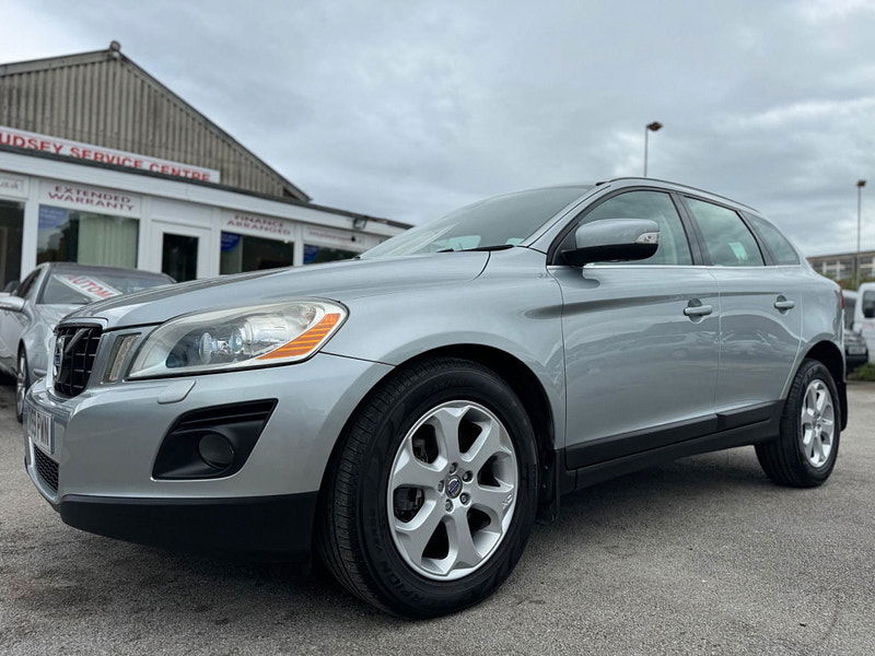 Volvo XC60 2.4 D5 SE Lux Geartronic AWD Euro 4 5dr 5dr Automatic 2024