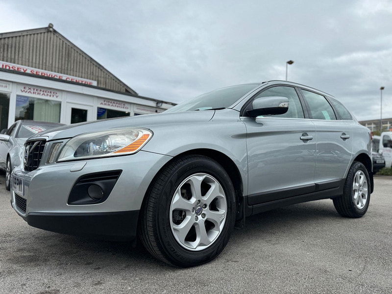 Volvo XC60 2.4 D5 SE Lux Geartronic AWD Euro 4 5dr 5dr Automatic 2024