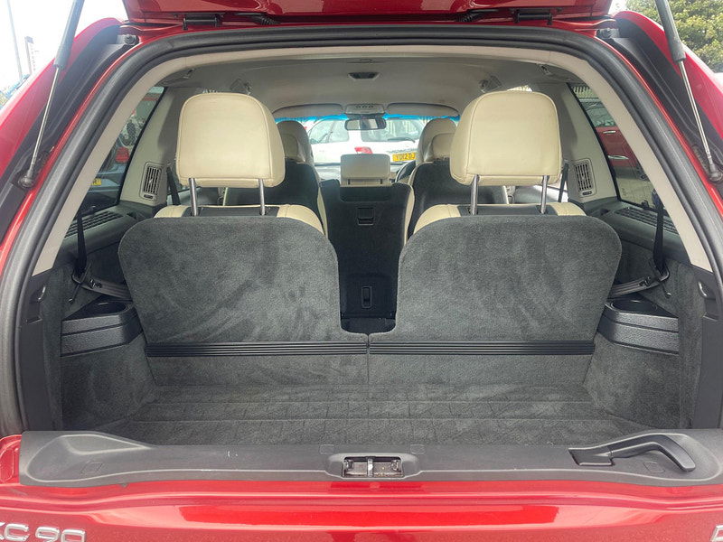 Volvo XC90 2.4 D5 SE Lux Geartronic 4WD Euro 5 5dr 5dr Automatic 2025
