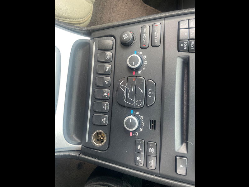 Volvo XC90 2.4 D5 SE Lux Geartronic 4WD Euro 5 5dr 5dr Automatic 2025
