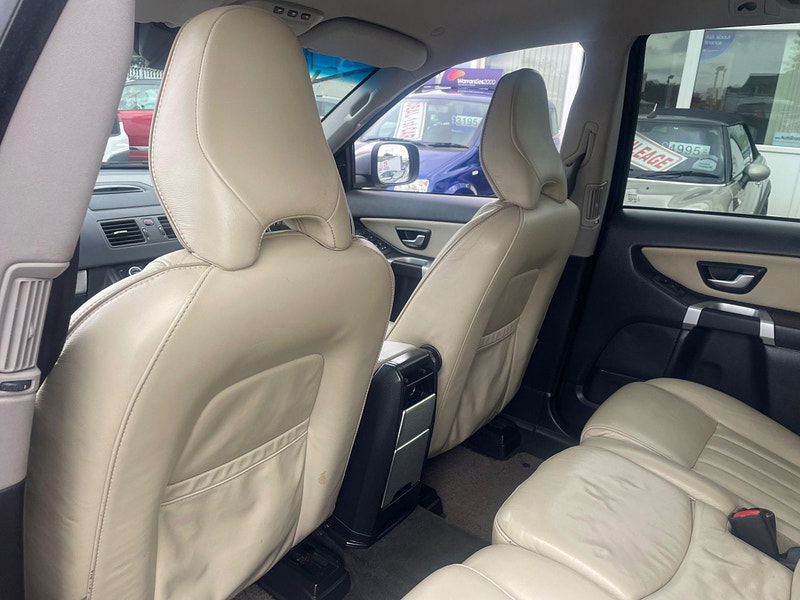 Volvo XC90 2.4 D5 SE Lux Geartronic 4WD Euro 5 5dr 5dr Automatic 2025