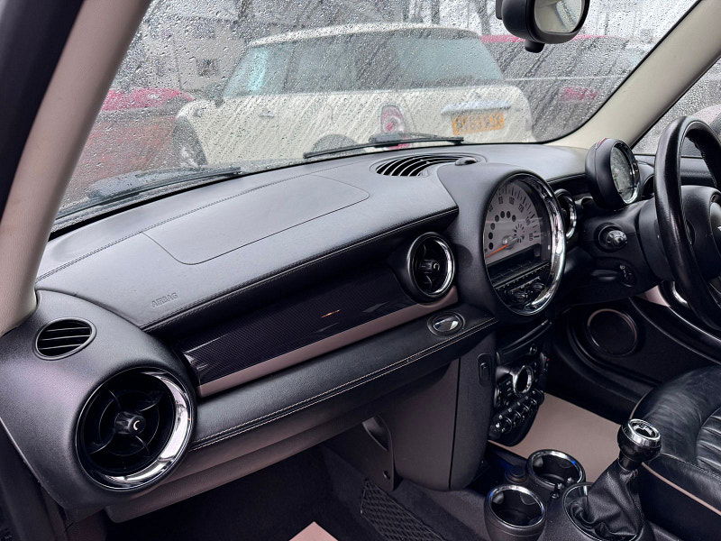 MINI Clubman 1.6 Cooper D Bond Street Estate 5dr Diesel Manual Euro 5 (s/s) (112 ps) 4dr Manual 2026