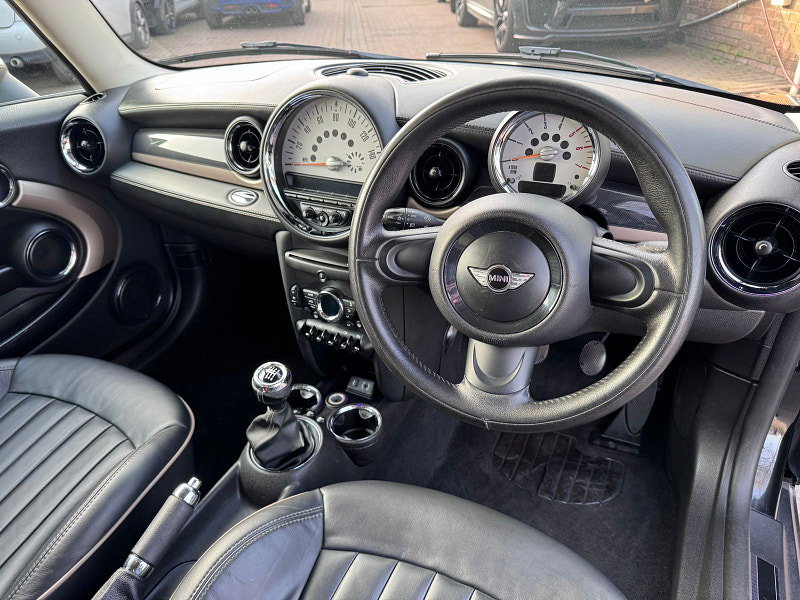 MINI Clubman 1.6 Cooper D Bond Street Estate 5dr Diesel Manual Euro 5 (s/s) (112 ps) 4dr Manual 2026