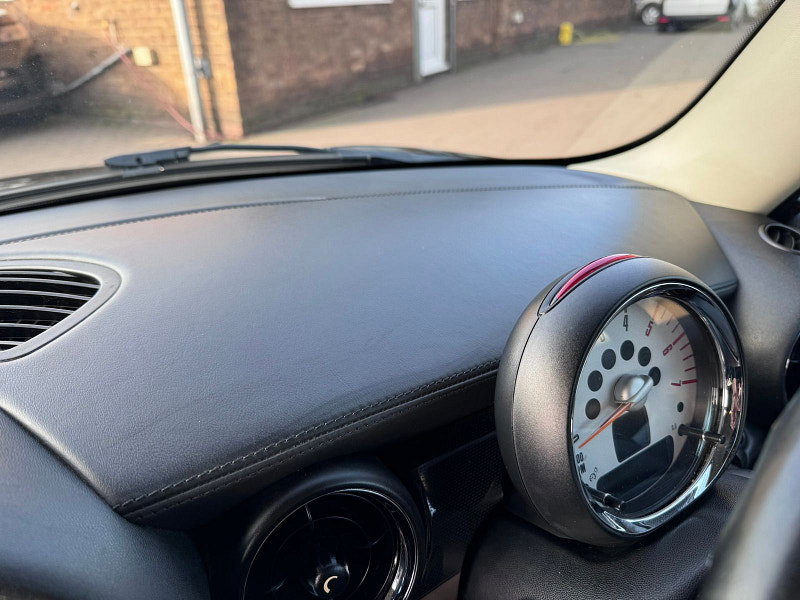 MINI Clubman 1.6 Cooper D Bond Street Estate 5dr Diesel Manual Euro 5 (s/s) (112 ps) 4dr Manual 2026