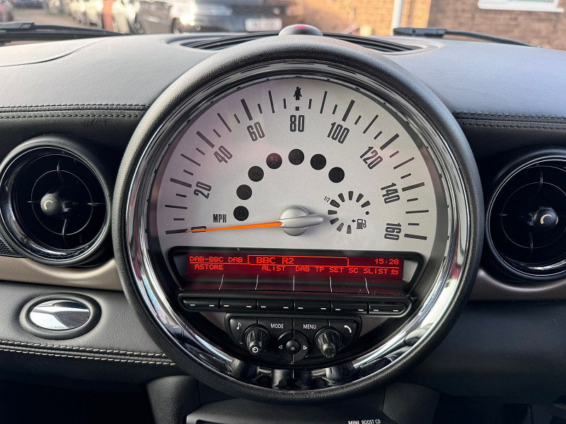 MINI Clubman 1.6 Cooper D Bond Street Estate 5dr Diesel Manual Euro 5 (s/s) (112 ps) 4dr Manual 2026