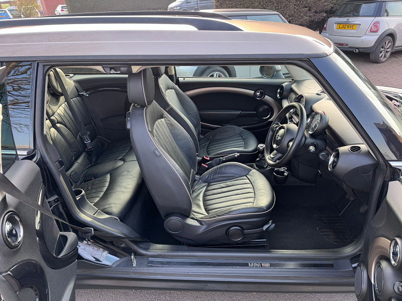 MINI Clubman 1.6 Cooper D Bond Street Estate 5dr Diesel Manual Euro 5 (s/s) (112 ps) 4dr Manual 2026