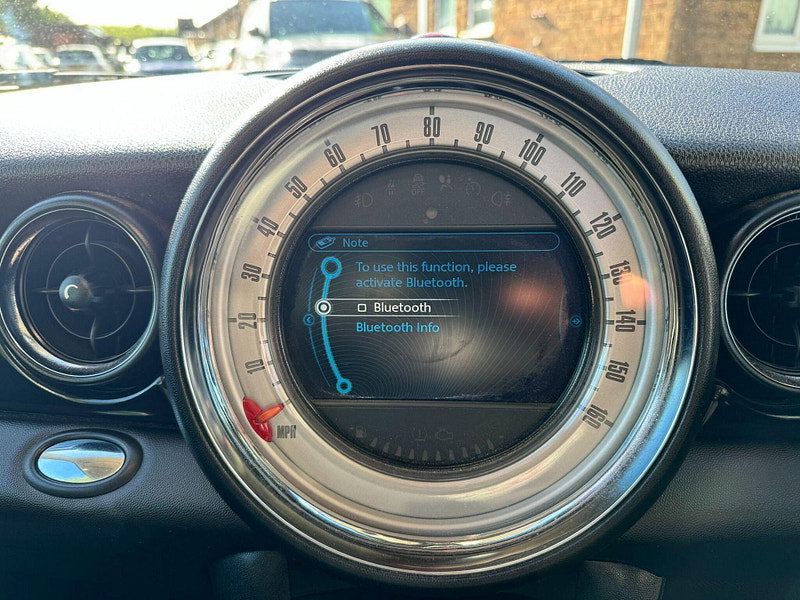 MINI Clubman 1.6 Cooper Euro 5 (s/s) 5dr 5dr Manual 2026