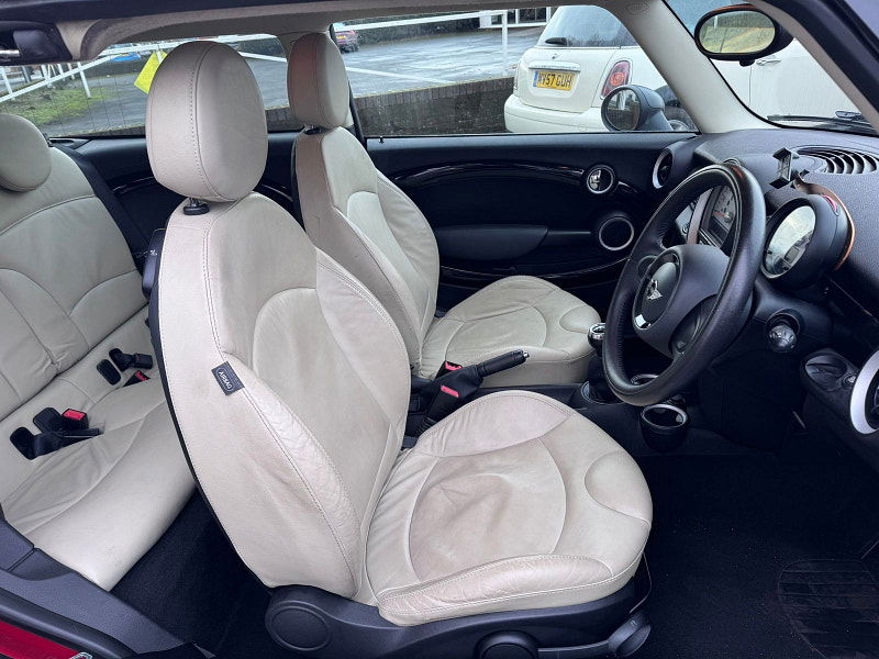 MINI Clubman 1.6 One D Estate 5dr Diesel Manual Euro 5 (s/s) (90 ps) 4dr Manual 2026