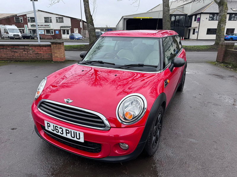 MINI Clubman 1.6 One D Estate 5dr Diesel Manual Euro 5 (s/s) (90 ps) 4dr Manual 2026