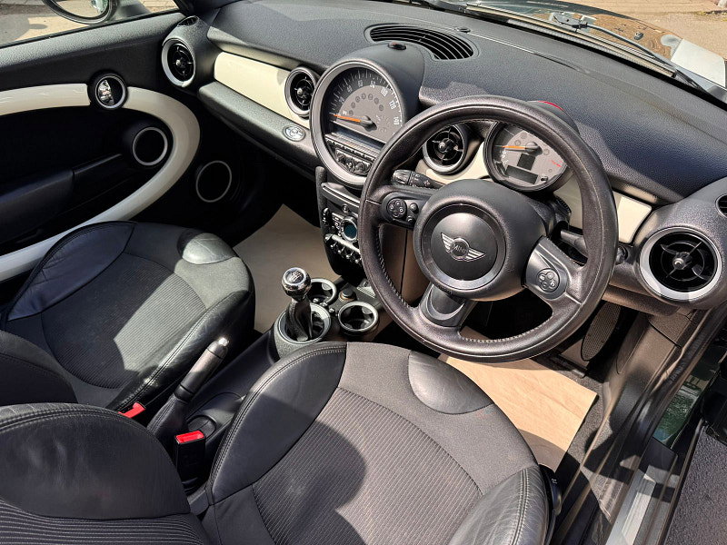 MINI Convertible 1.6 Cooper D 3dr Manual 2026