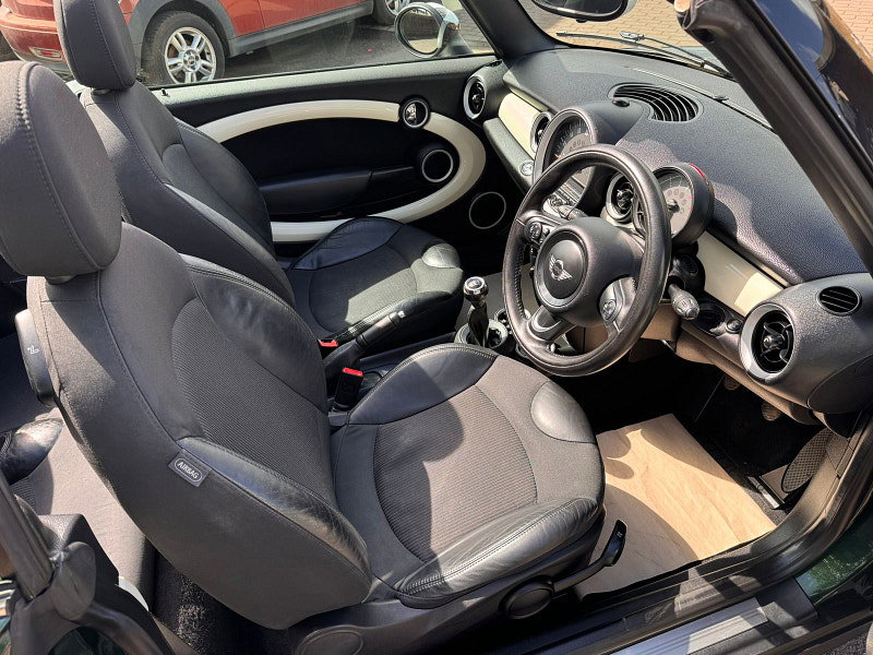 MINI Convertible 1.6 Cooper D 3dr Manual 2026