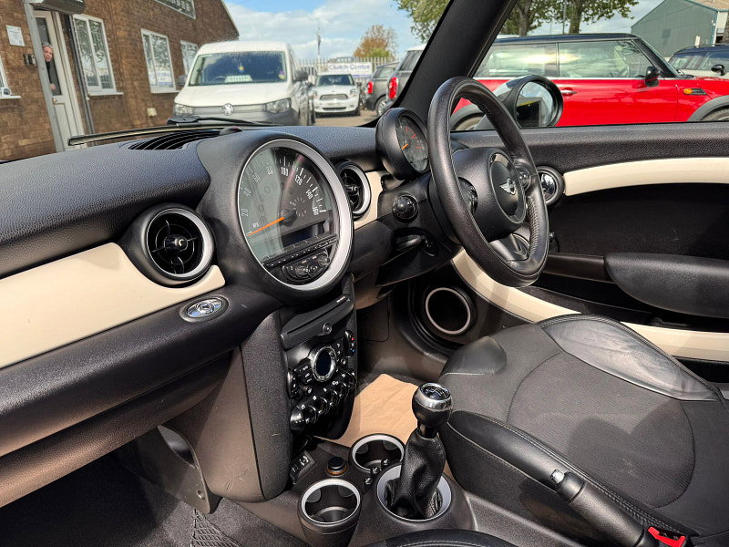 MINI Convertible 1.6 Cooper D 3dr Manual 2026
