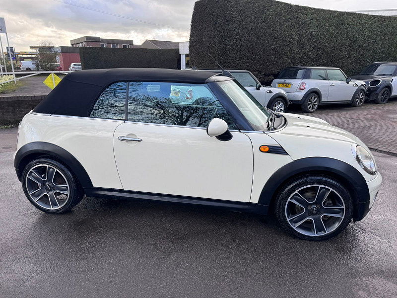 MINI Convertible 1.6 Cooper Hatchback 3dr Petrol Steptronic Euro 4 (120 ps) 3dr Automatic 2026