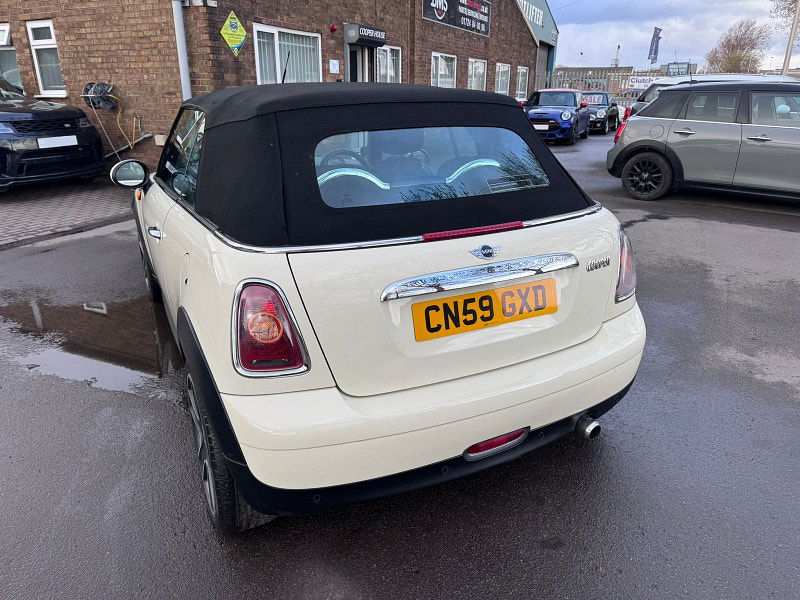 MINI Convertible 1.6 Cooper Hatchback 3dr Petrol Steptronic Euro 4 (120 ps) 3dr Automatic 2026