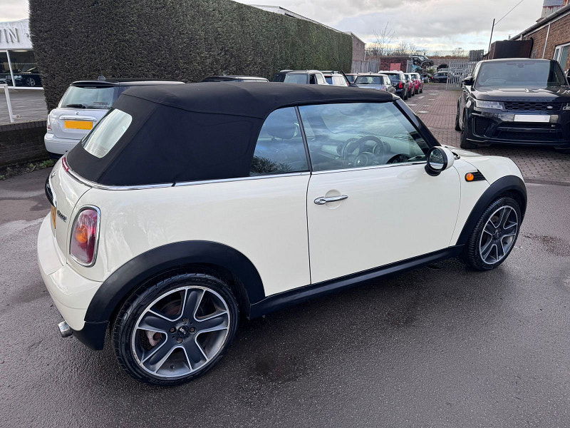 MINI Convertible 1.6 Cooper Hatchback 3dr Petrol Steptronic Euro 4 (120 ps) 3dr Automatic 2026