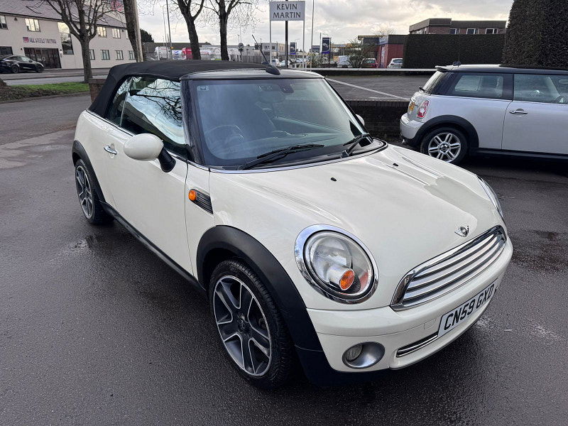 MINI Convertible 1.6 Cooper Hatchback 3dr Petrol Steptronic Euro 4 (120 ps) 3dr Automatic 2026