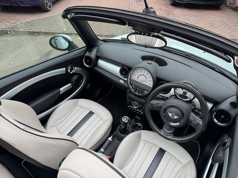 MINI Convertible 1.6L Cooper D Convertible 2dr Diesel Manual Euro 5 (112 bhp) 2dr Manual 2025