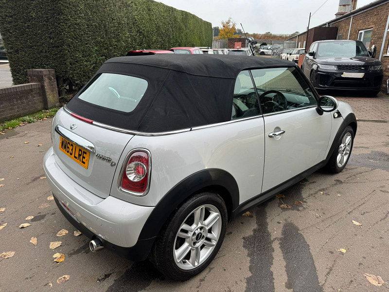 MINI Convertible 1.6L Cooper D Convertible 2dr Diesel Manual Euro 5 (112 bhp) 2dr Manual 2025