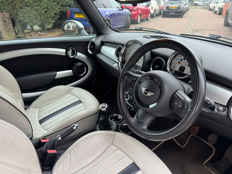MINI Convertible 1.6L Cooper D Convertible 2dr Diesel Manual Euro 5 (112 bhp) 2dr Manual 2025