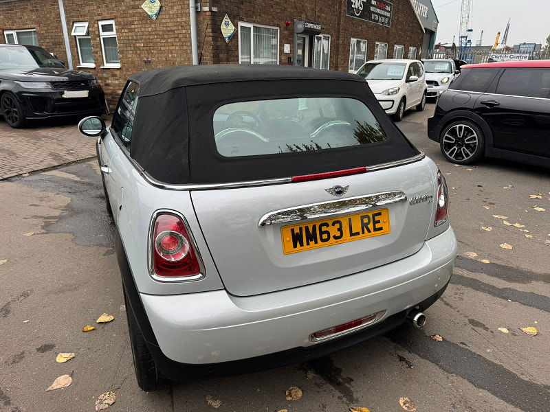 MINI Convertible 1.6L Cooper D Convertible 2dr Diesel Manual Euro 5 (112 bhp) 2dr Manual 2025