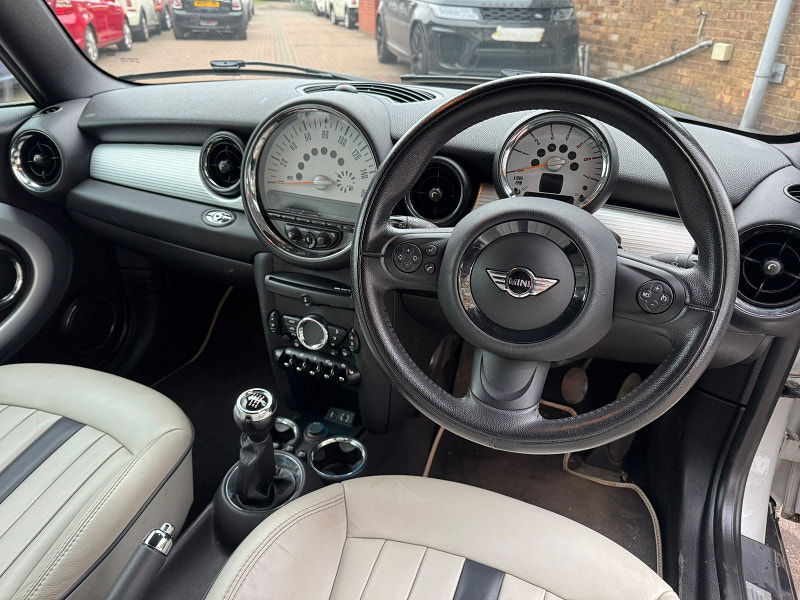 MINI Convertible 1.6L Cooper D Convertible 2dr Diesel Manual Euro 5 (112 bhp) 2dr Manual 2025