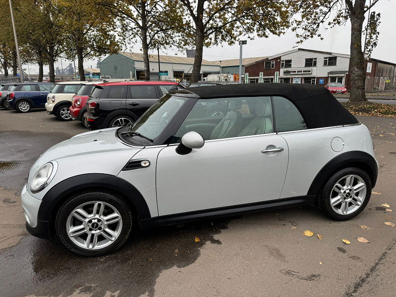 MINI Convertible 1.6L Cooper D Convertible 2dr Diesel Manual Euro 5 (112 bhp) 2dr Manual 2025